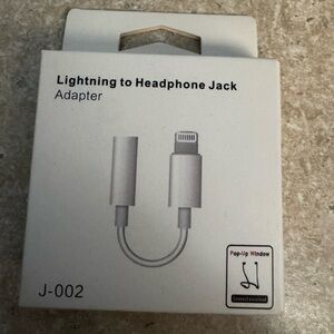 Lightning to Headphone Jack Adapter - White